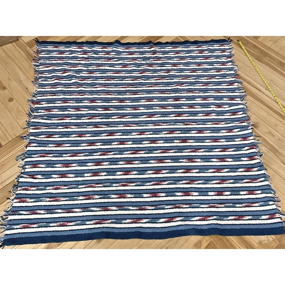 Vtg Handcrafted Afghan Blanket – 60